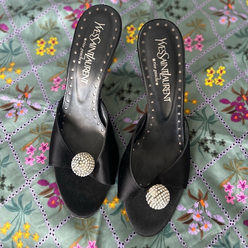 🪩 Vintage YSL Kitten Heels with Studded Ball 🪩